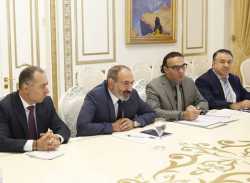 Փաշինյանի արտաքին հարցերով գլխավոր խորհրդական Արսեն Գասպարյանը  պարտքեր ունի արտասահմանում.Նրա դեմ դատական հայց են ներկայացրել American Express-ը և Capital One Bank-ը. Aravot