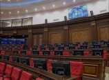 «Պա՛-ռա՛-յա՛ բա՛-ցում ե՛մ, ում որ տեսա թը՛-քում ե՛մ» «Պա՛-ռա՛-յա՛ բա՛-ցում ե՛մ, ում որ տեսա թը՛-քում ե՛մ»
